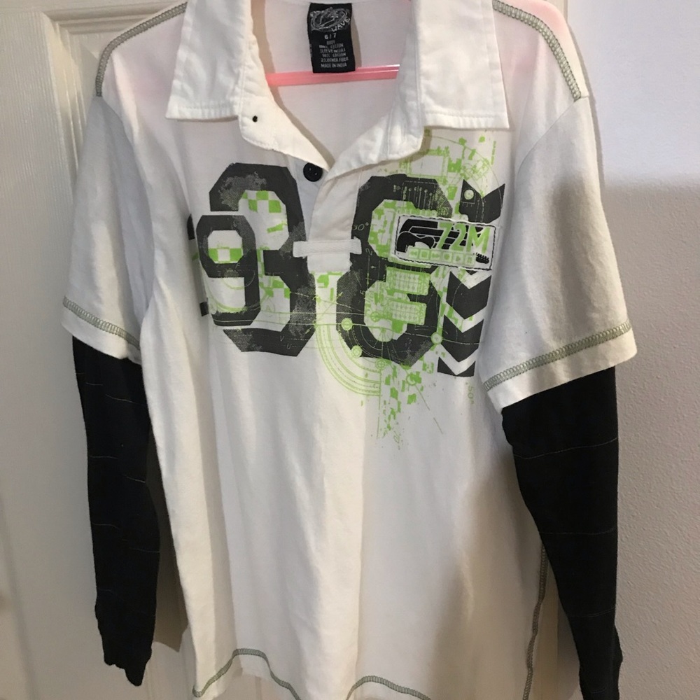 Boys size 6/7 First Wave shirt